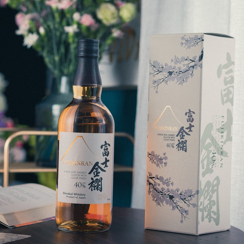 【带盒】日本富士金襴调和威士忌 原瓶进口调和酒经典日威700ml