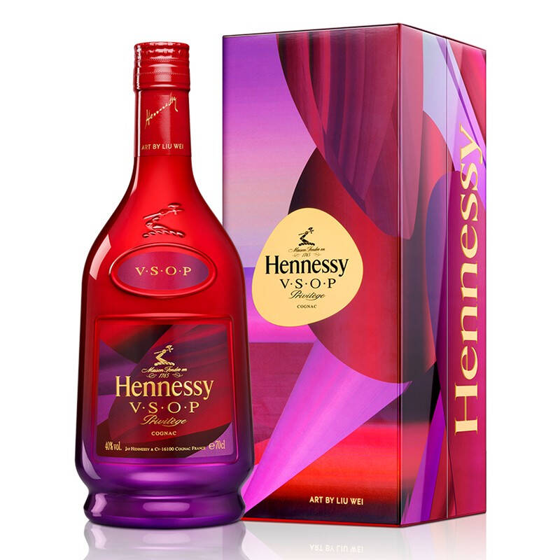 轩尼诗（Hennessy）洋酒 V.S.O.P干邑白兰地 牛年限量版礼盒 700ml